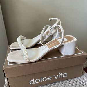 Dolce Vita Women's Pearl Embellished Ivory Heels